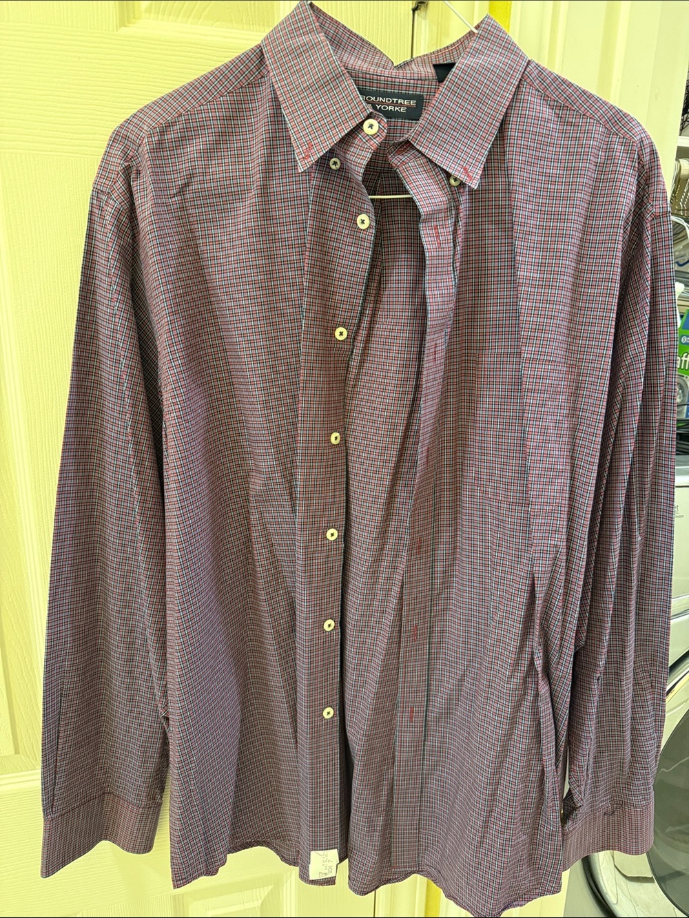 Roundtree & Yorke Men's Burgundy Micro-Check Button-Up Shirt